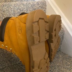 Timberland boots 9.5 M Used twice